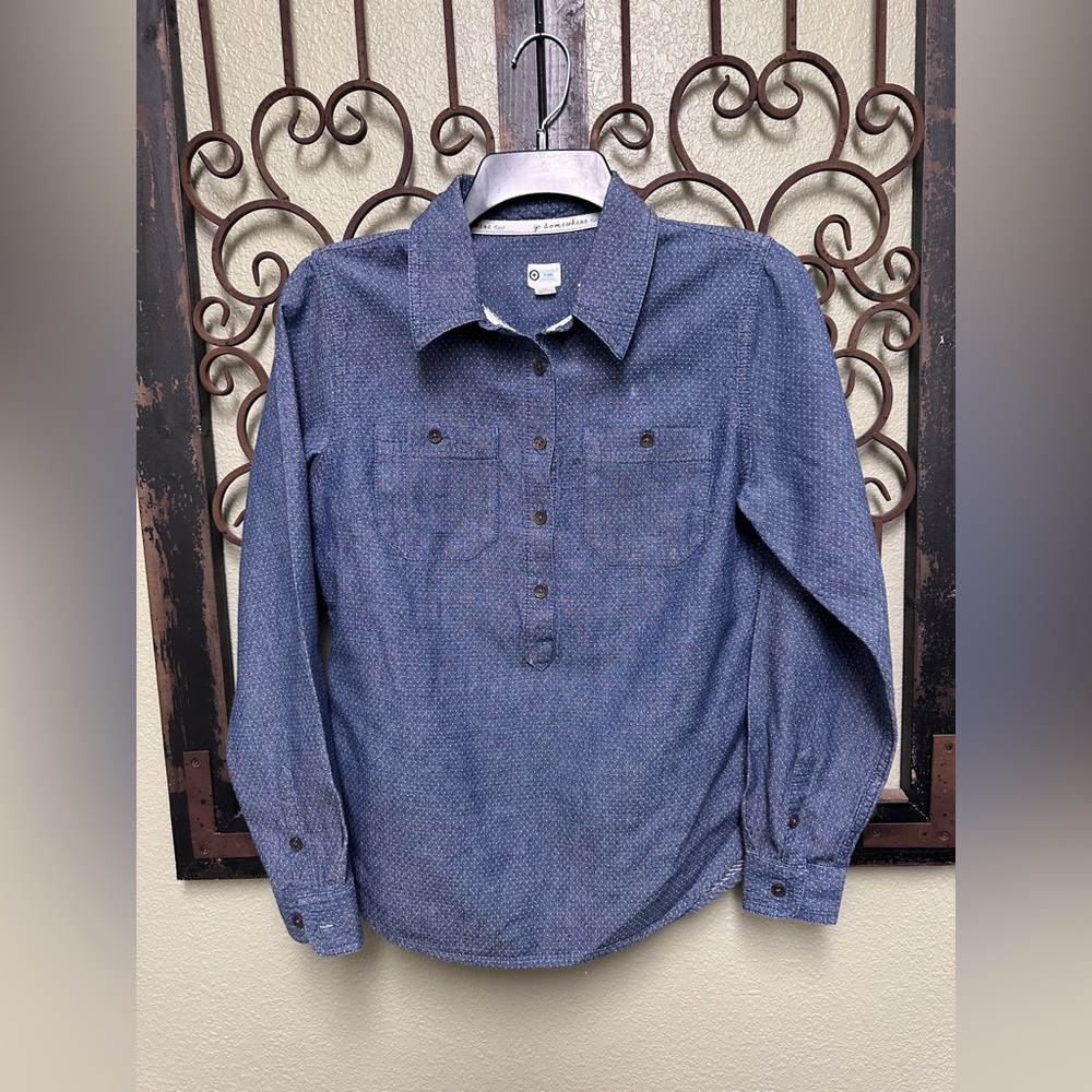 Tom’s denim quarter button up white polkadot top